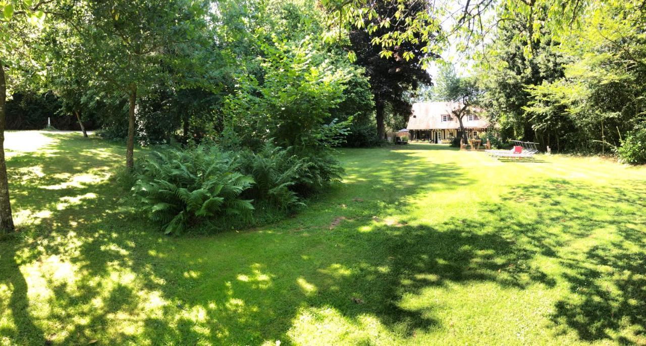 Lait & Lit Bed & Breakfast Triqueville Bagian luar foto